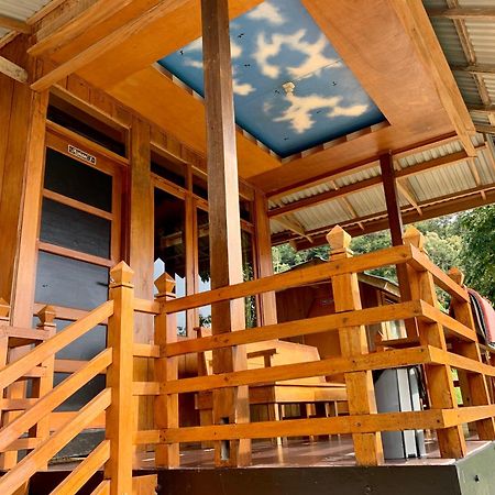 Maninjau Bagoes View Cottages المظهر الخارجي الصورة