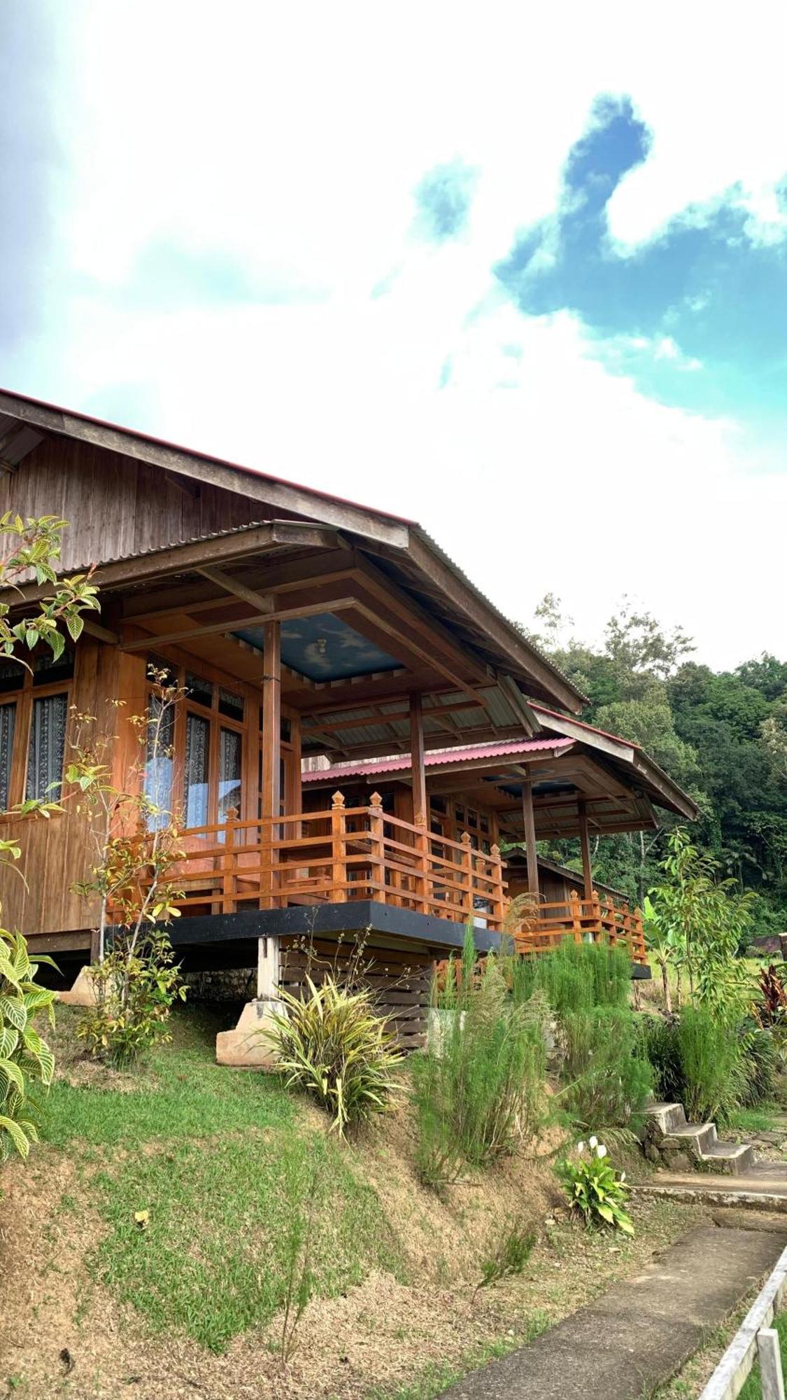 Maninjau Bagoes View Cottages المظهر الخارجي الصورة