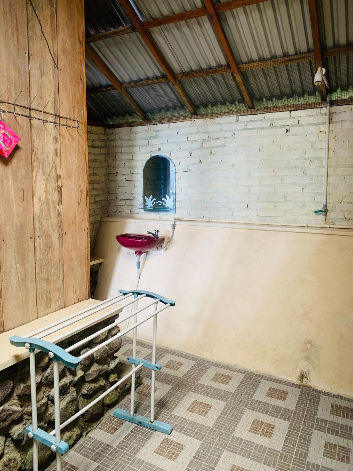 Maninjau Bagoes View Cottages المظهر الخارجي الصورة